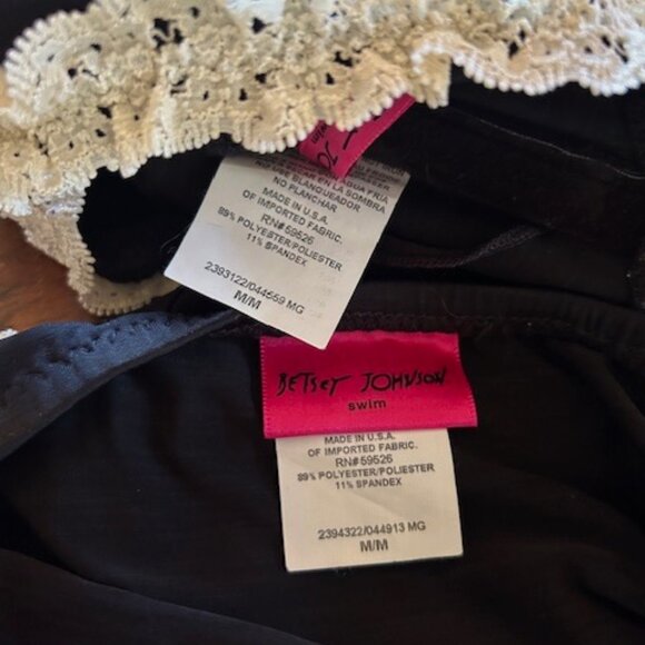 Betsey Johnson Lacy Florettes Halter Bikini - Picture 9 of 9